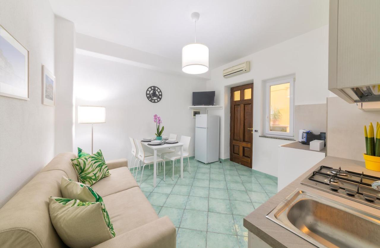 Lily'S Home Lacco Ameno  ภายนอก รูปภาพ